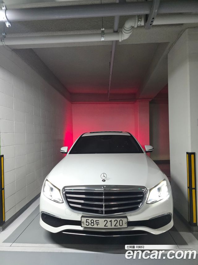 Mercedes-Benz E-Class W213 E300 Exclusive - фото 2