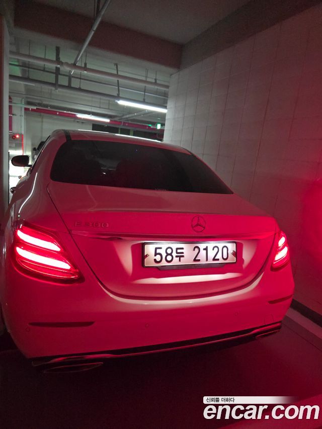 Mercedes-Benz E-Class W213 E300 Exclusive - фото 3
