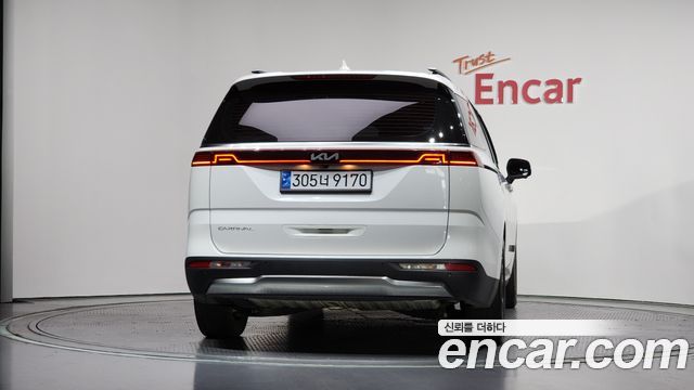 Kia Carnival 4-го поколения 9-Seater Signature - фото 3