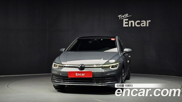 Volkswagen Golf 8-го поколения 2.0 TDI Prestige - фото 2