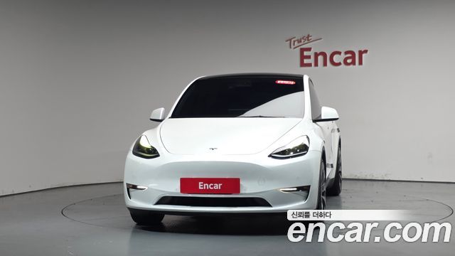 Tesla Model Y Performance AWD - фото 2