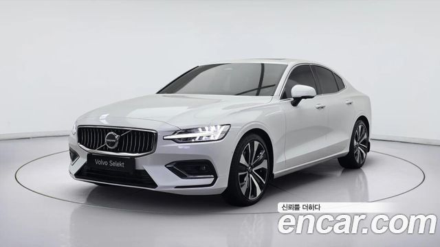 Volvo S60 3-го поколения B5 Ultimate Bright - фото 0