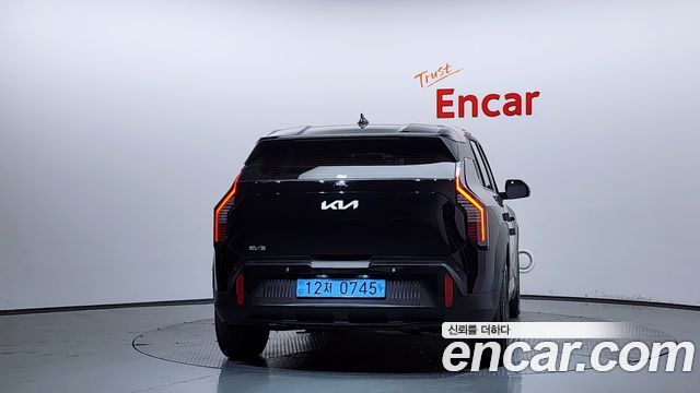 Kia EV3 Long Range 2WD AIr - фото 3