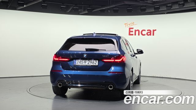 BMW 1-Series F40 120i Sports - фото 3
