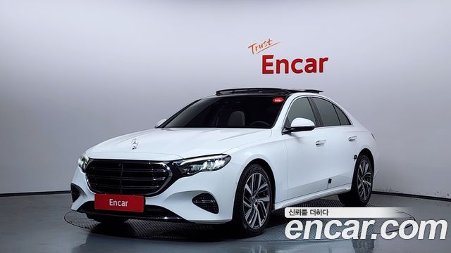 Mercedes-Benz E-Class W214 E220d 4MATIC Exclusive - фото 0