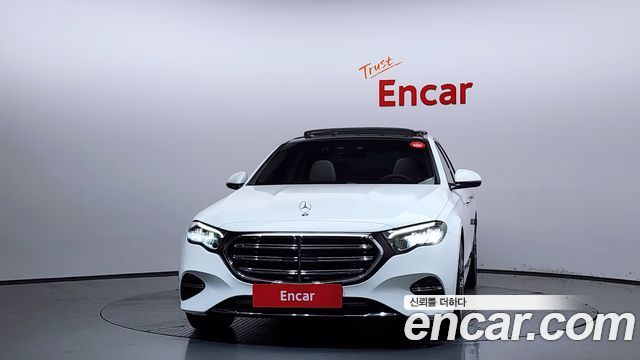 Mercedes-Benz E-Class W214 E220d 4MATIC Exclusive - фото 2
