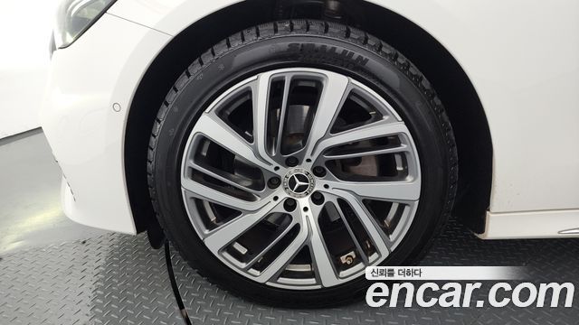 Mercedes-Benz E-Class W214 E220d 4MATIC Exclusive - фото 4