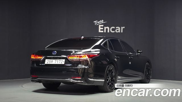 Lexus LS 5-го поколения 3.5 Luxury - фото 1