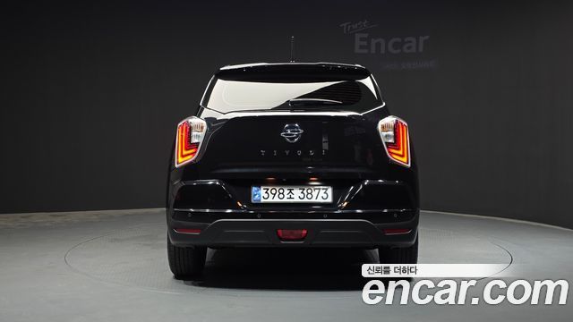 SsangYong Tivoli Gasoline 1.5 2WD V3 - фото 3