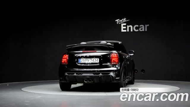 Mini Cooper Convertible JCW 3rd - фото 3