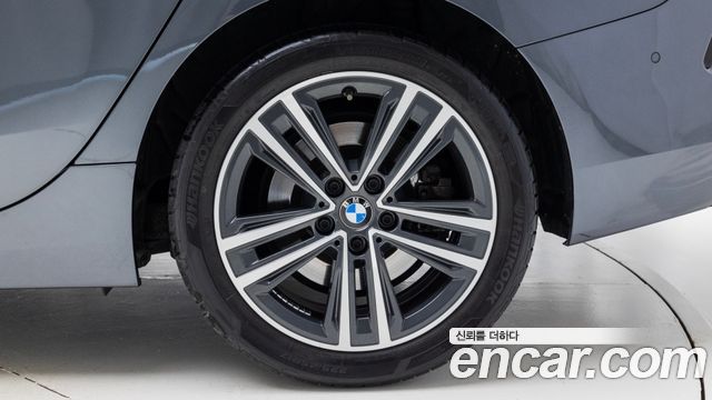 BMW 2-Series F44 220i Advantage - фото 4
