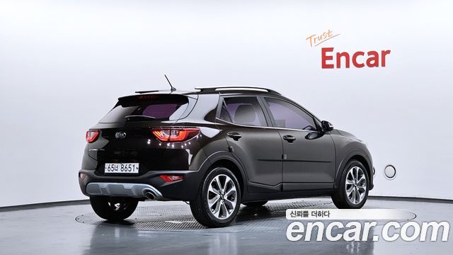 Kia Stonic 1.4 Deluxe - фото 1