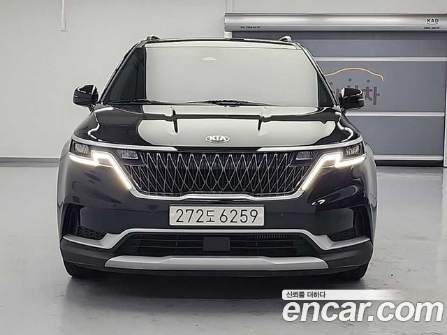 Kia Carnival 4-го поколения 9-Seater Prestige - фото 1