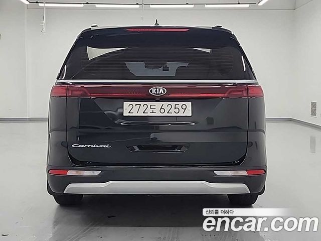 Kia Carnival 4-го поколения 9-Seater Prestige - фото 2