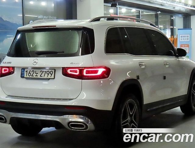 Mercedes-Benz GLB-Class X247 GLB250 4MATIC - фото 3