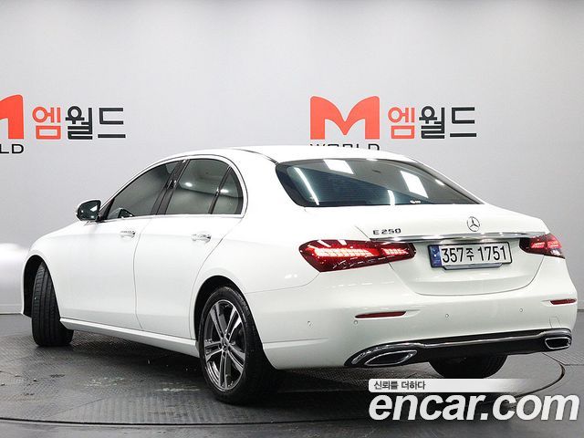 Mercedes-Benz E-Class W213 E250 Avantgarde - фото 3