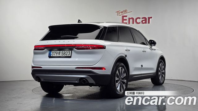 Lincoln Corsair 2.0 Reserve AWD - фото 1
