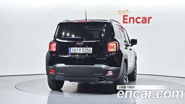 Jeep Renegade 1.3 Limited - фото 3