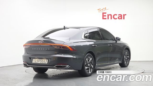 Hyundai Grandeur Новый IG, гибрид Premium - фото 1