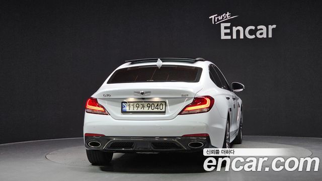 Genesis G70 2.0T Sport Package - фото 3