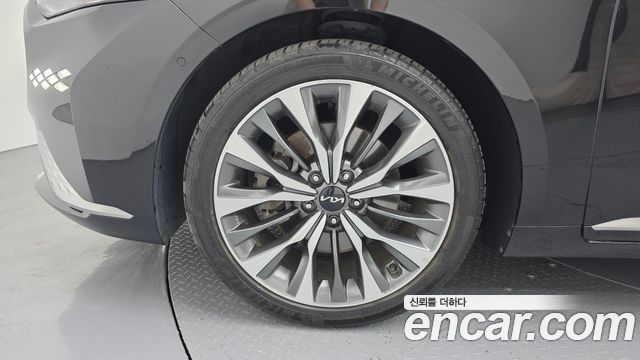 Kia K8 2.5 Gasoline 2WD Noblesse - фото 4