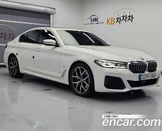 BMW 5-Series G30 530i xDrive M Sport Package - фото 3