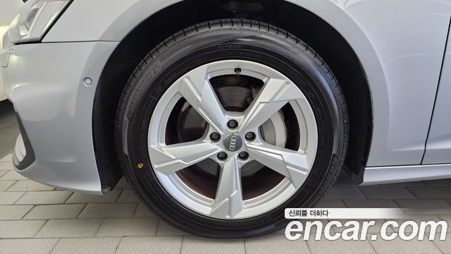 Audi A6 C8 40 TDI - фото 4