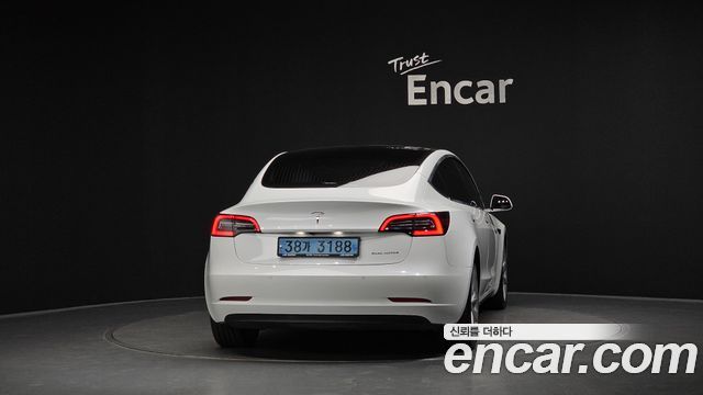 Tesla Model 3 Long Range AWD - фото 2