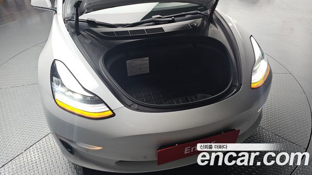 Tesla Model 3 Long Range AWD - фото 4