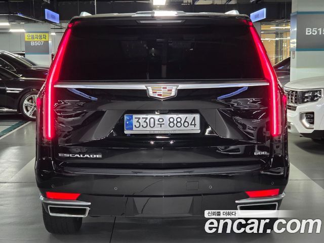 Cadillac Escalade 5-го поколения 6.2 Premium Luxury Platinum - фото 4
