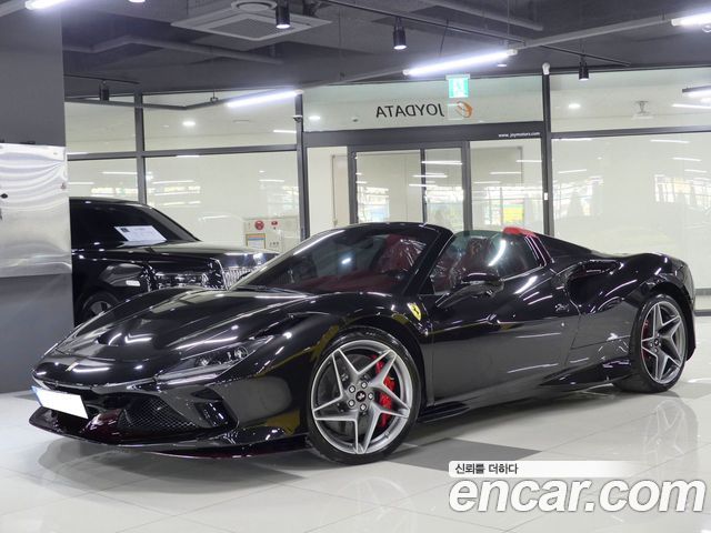 Ferrari F8 3.9 V8 - фото 1