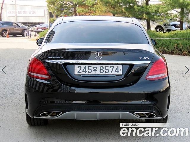 Mercedes-Benz C-Class W205 C43 AMG 4MATIC - фото 2