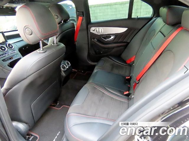 Mercedes-Benz C-Class W205 C43 AMG 4MATIC - фото 4