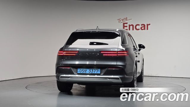 Genesis GV70 e-AWD - фото 2