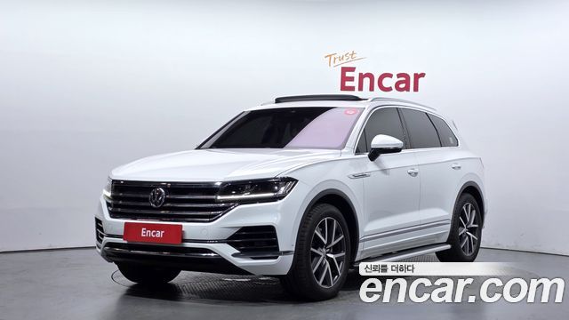 Volkswagen Touareg 3-го поколения 3.0 TDI Prestige - фото 0