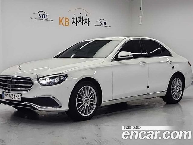 Mercedes-Benz E-Class W213 E250 Exclusive - фото 0