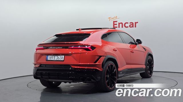 Lamborghini Urus 4.0 V8 S - фото 1