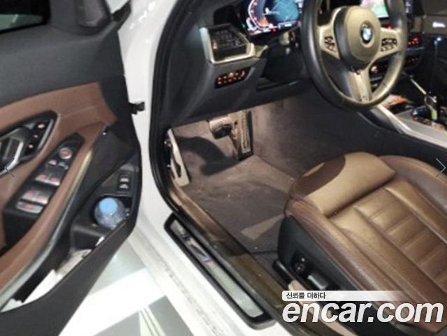 BMW 3-Series G20 320i Touring M Sports - фото 4