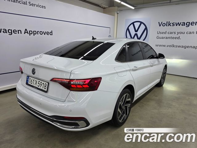 Volkswagen Jetta 7-го поколения 1.5 TSI Prestige - фото 1