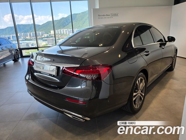 Mercedes-Benz E-Class W213 E250 Avantgarde - фото 3