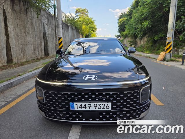 Hyundai Grandeur GN7 2,5 Gasoline 2WD Premium - фото 0