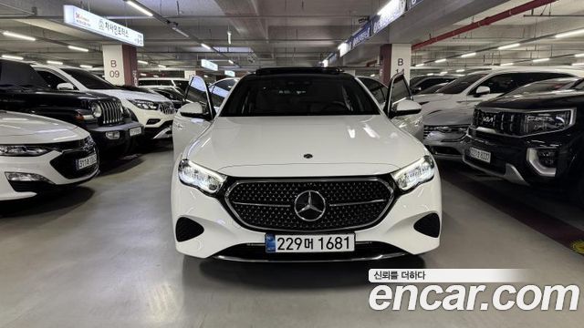 Mercedes-Benz E-Class W214 E200 Avantgarde - фото 0