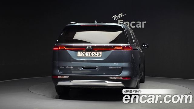 Kia Carnival 4-го поколения Gasoline 7-Seater Signature - фото 3