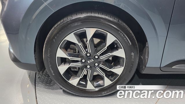 Kia Carnival 4-го поколения Gasoline 7-Seater Signature - фото 4