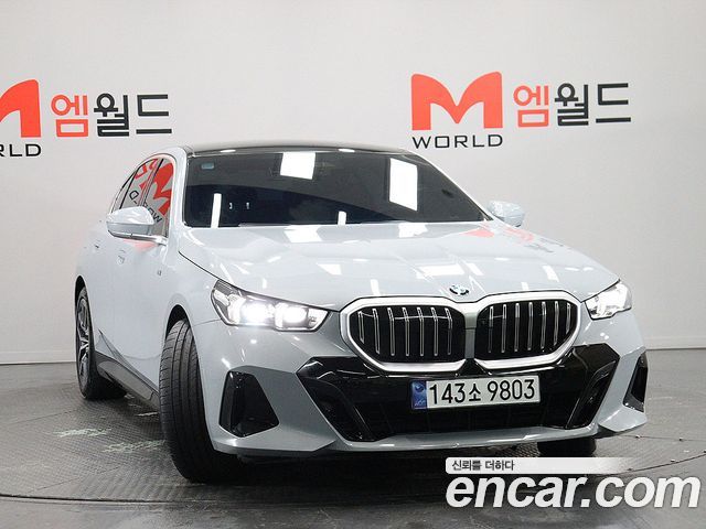 BMW 5-Series G60 520i M Sport - фото 2