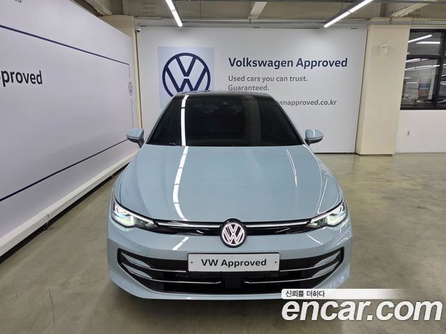 Volkswagen Golf 8-го поколения 2.0 TDI Prestige - фото 2