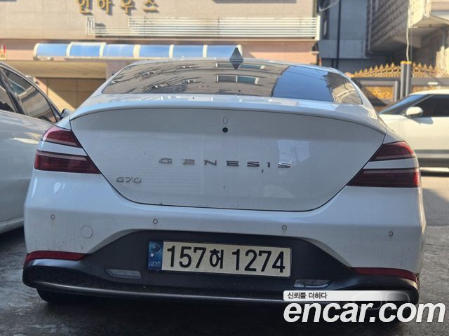 Genesis G70 Новый Gasoline 2.0T 2WD - фото 2