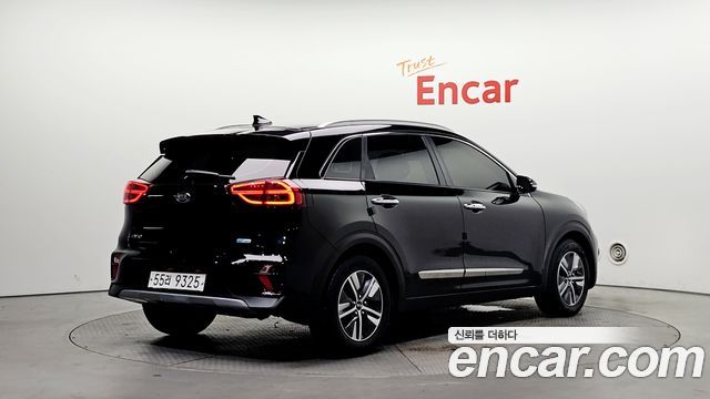 Kia Niro Новый 1.6 HEV Noblesse - фото 1