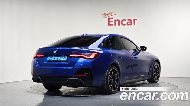 BMW i4 M50 - фото 1