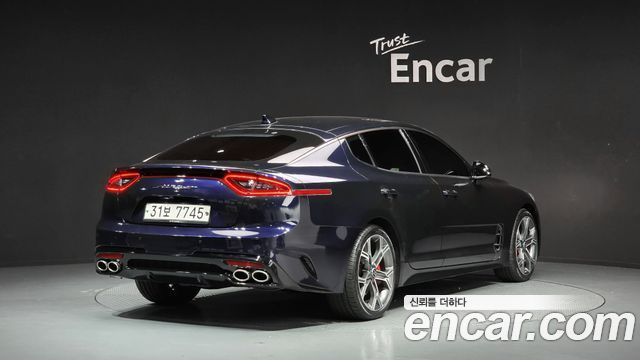 Kia Stinger 2.0 Turbo 2WD Platinum - фото 1